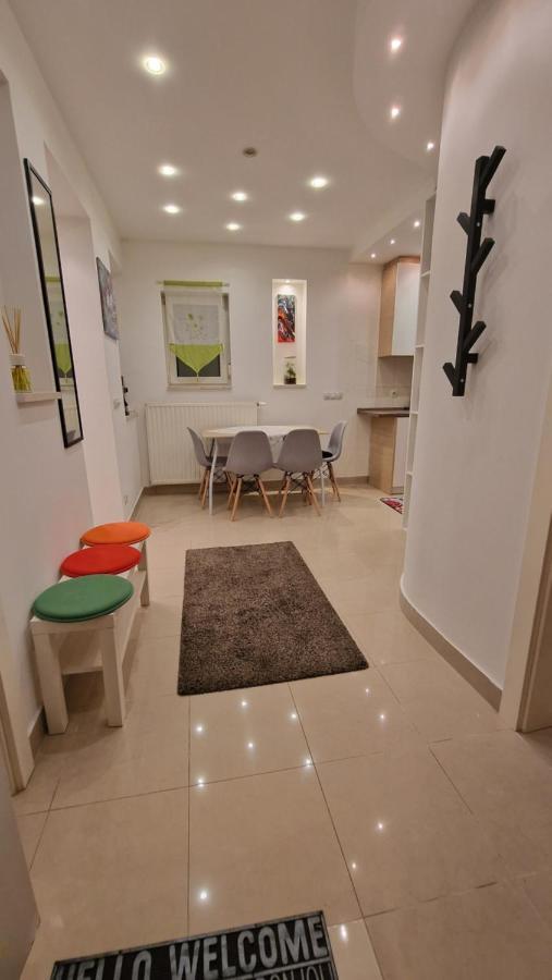 Apartman Roses Ζάγκρεμπ Εξωτερικό φωτογραφία