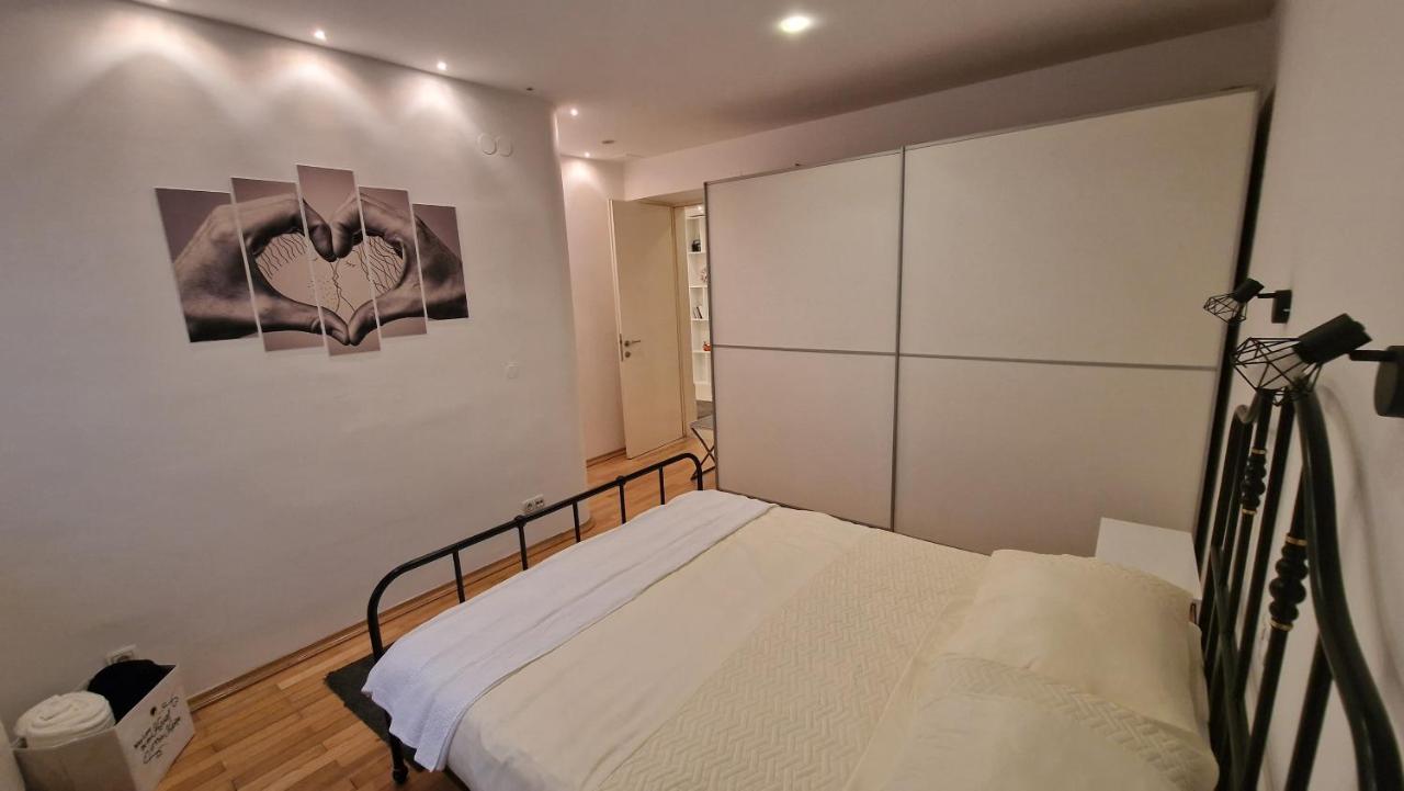 Apartman Roses Ζάγκρεμπ Εξωτερικό φωτογραφία